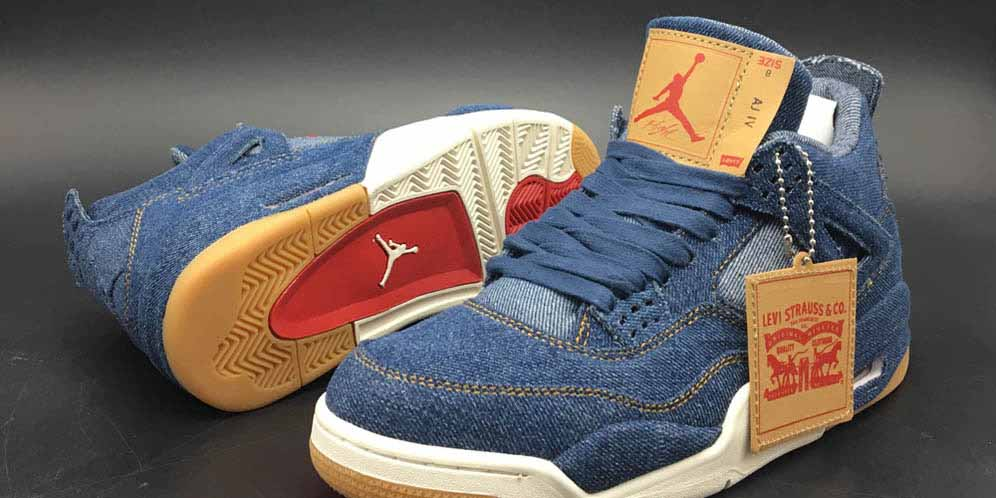 Versi Monokrom dari Sepatu Kolaborasi Air Jordan dan Levi's